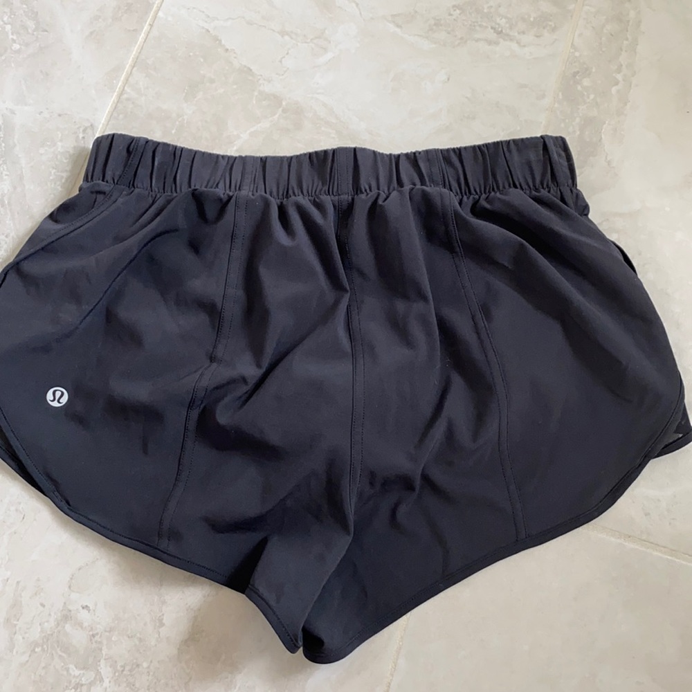Lululemon Hotty Hot Short